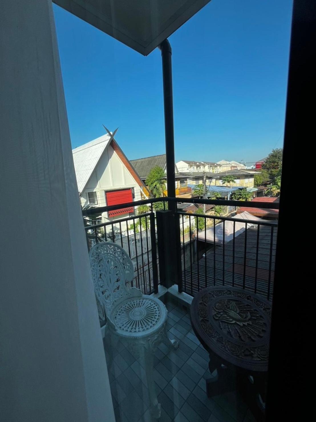 Goodmorning By Tamarind Hostel Phra Nakhon Si Ayutthaya Exterior photo