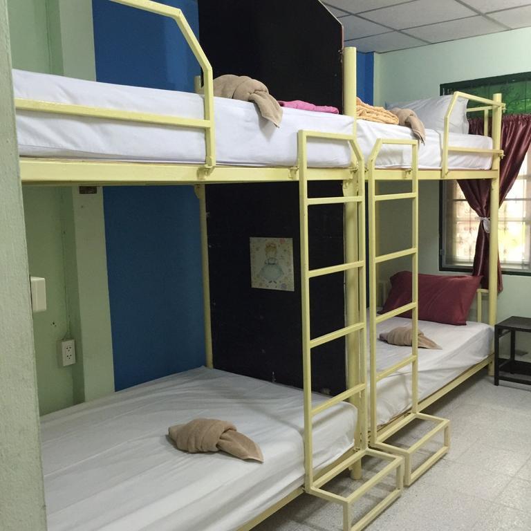 Goodmorning By Tamarind Hostel Phra Nakhon Si Ayutthaya Exterior photo